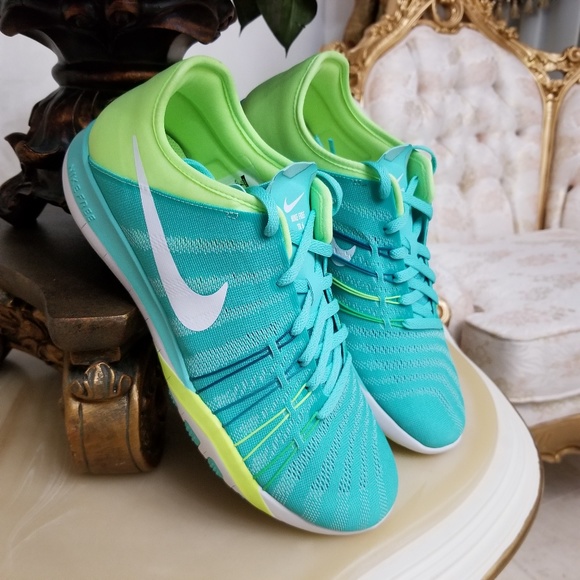 nike free tr 6 women's training shoe